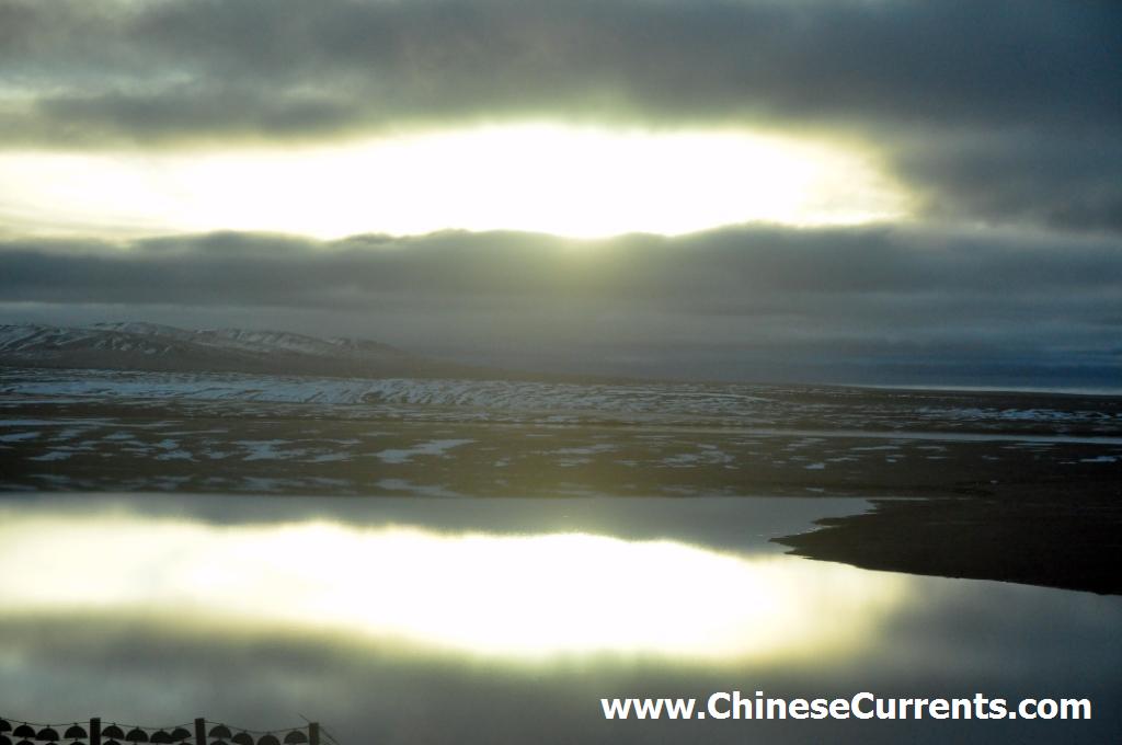 www.ChineseCurrents.com_0803.jpg