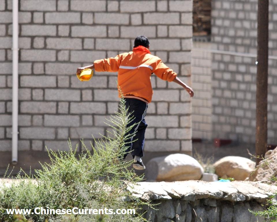 www.ChineseCurrents.com_0852.jpg